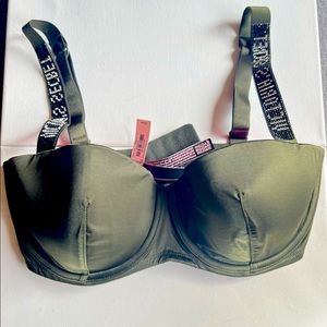 Charmy Victoria Secret bra